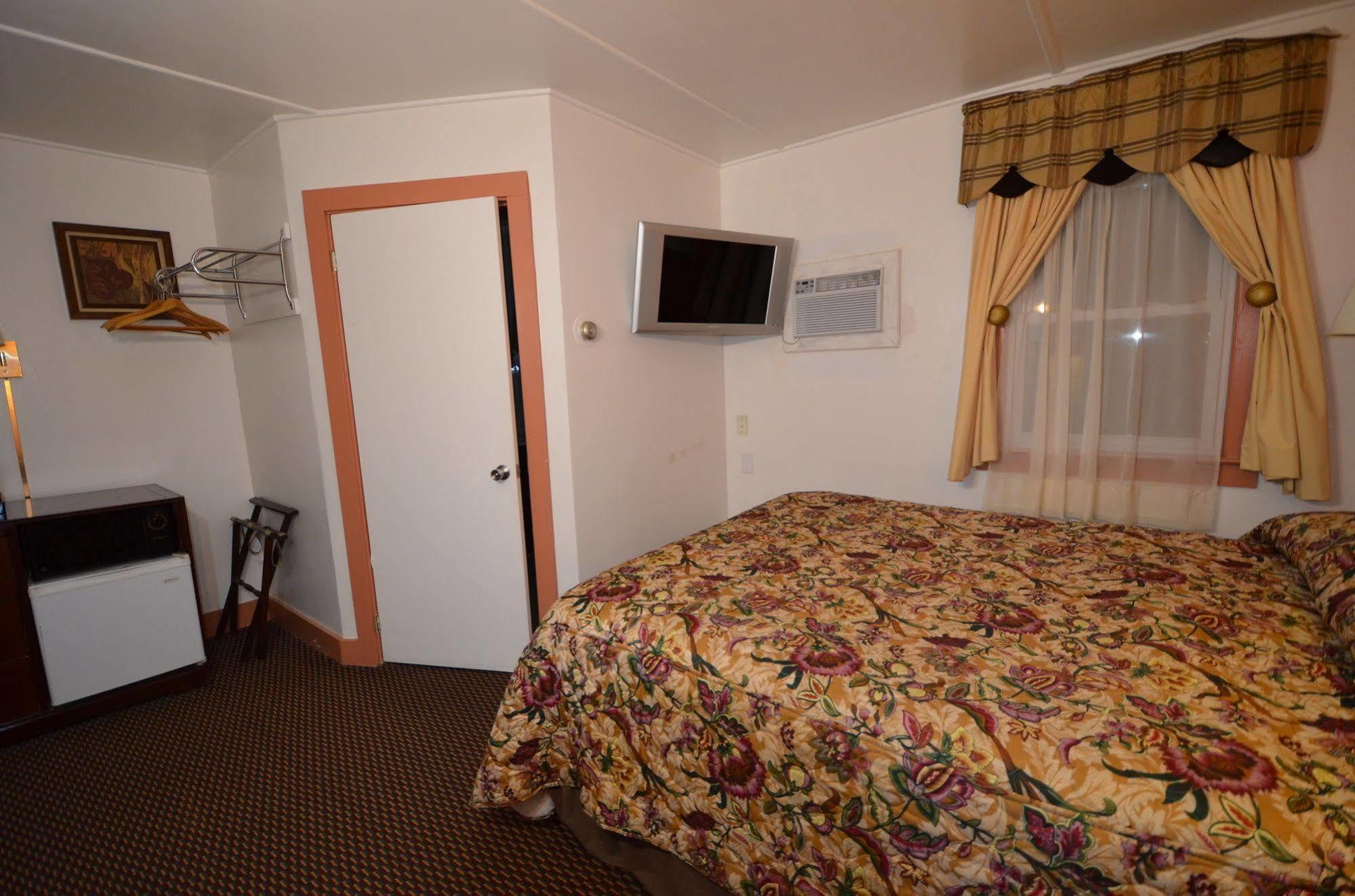 Williamstown Motel Экстерьер фото