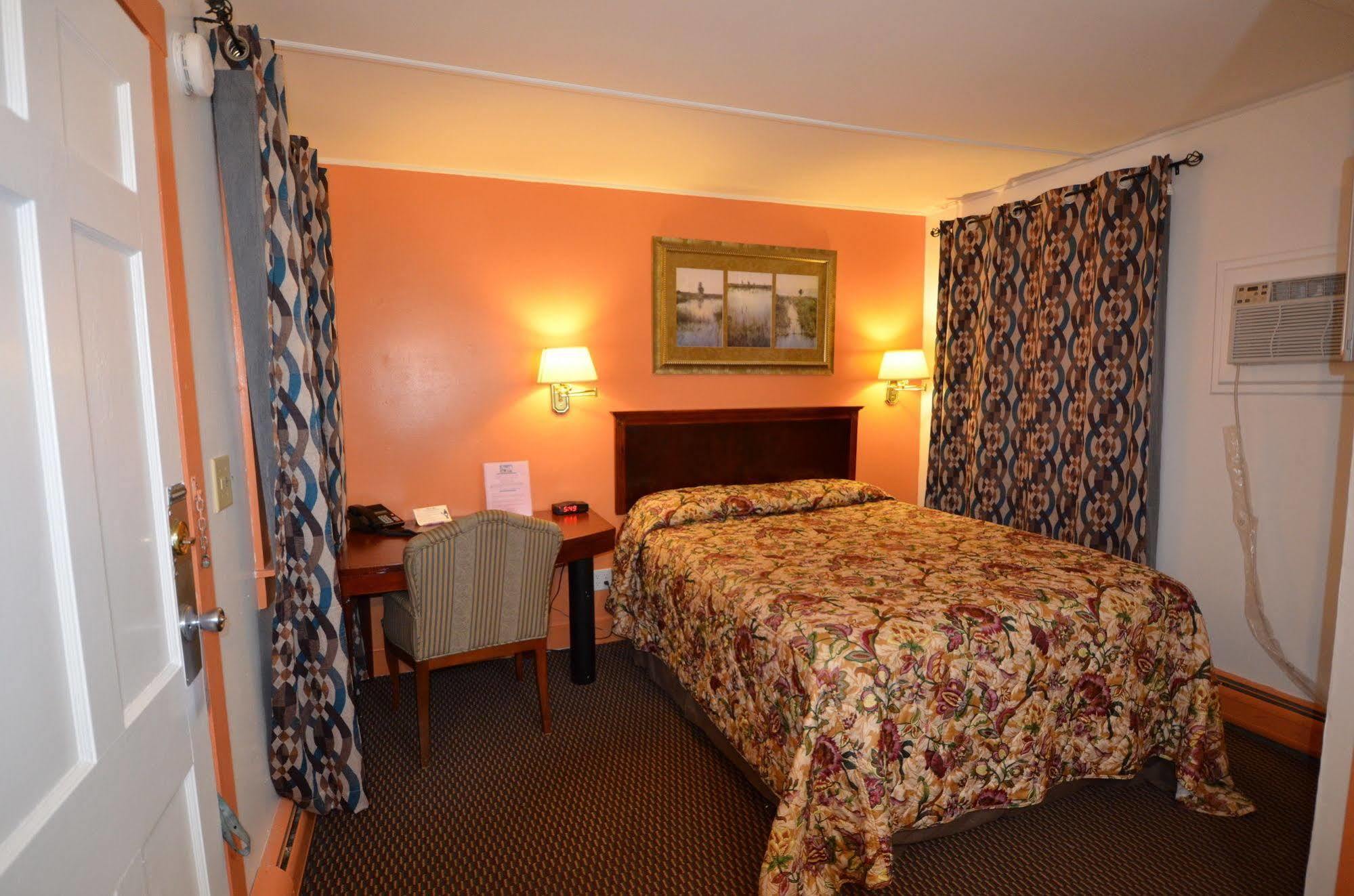 Williamstown Motel Экстерьер фото